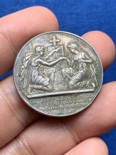 《竞宝斋》第447场 周日，周一，2场连拍 （全场包邮） - 法国结婚纪念银章 背面无刻字 13.75克 31.5mm 丰饶角银标 细节见图