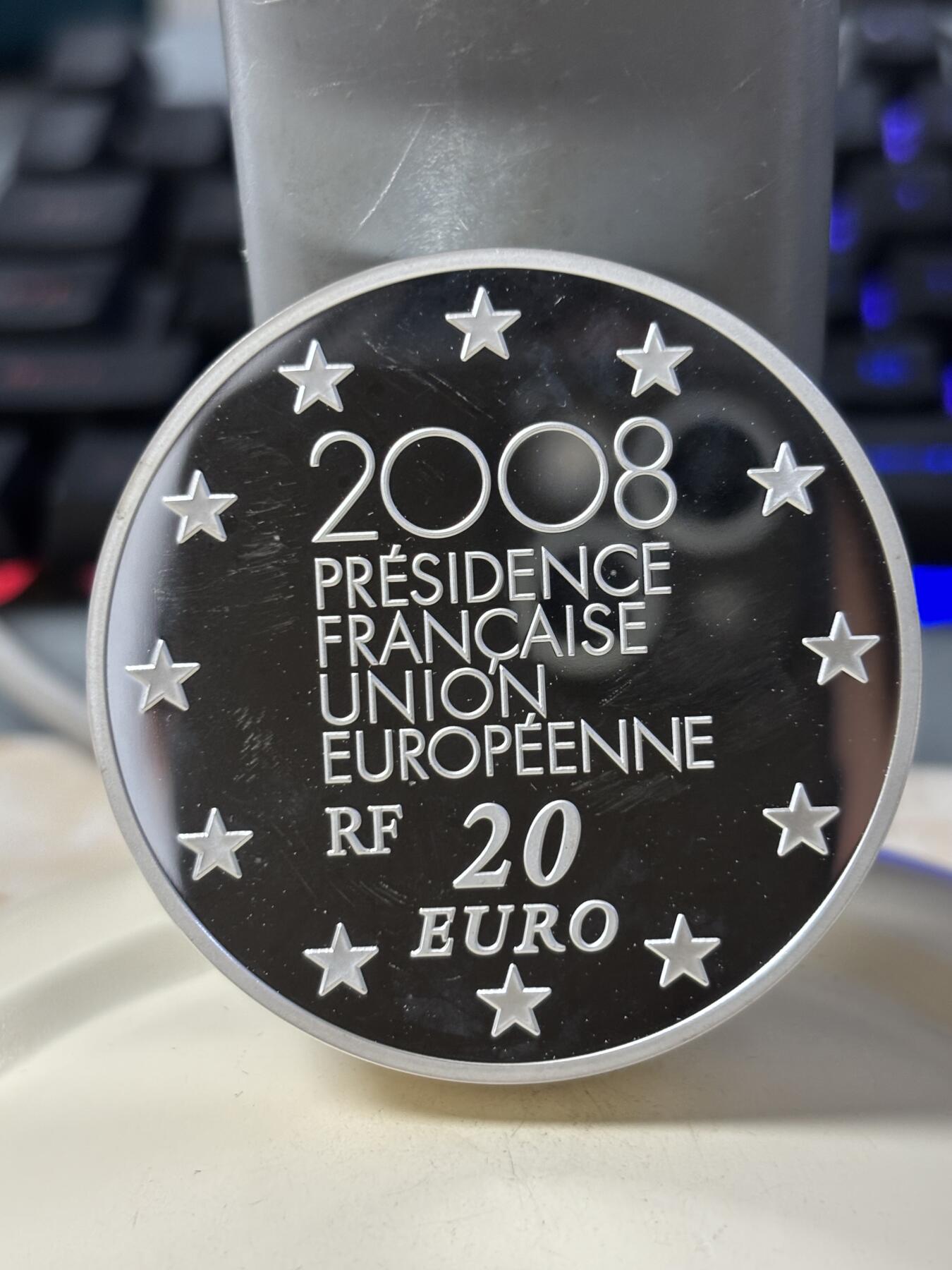 第186期拍卖 法国2008年欧盟轮值主席国5盎司加厚精制纪念银币，950银，发行500枚，没有塑料盒，有瑕疵