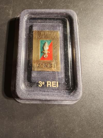 老王徽章第169期 - 法国外籍军团第3步兵团证章     原盒