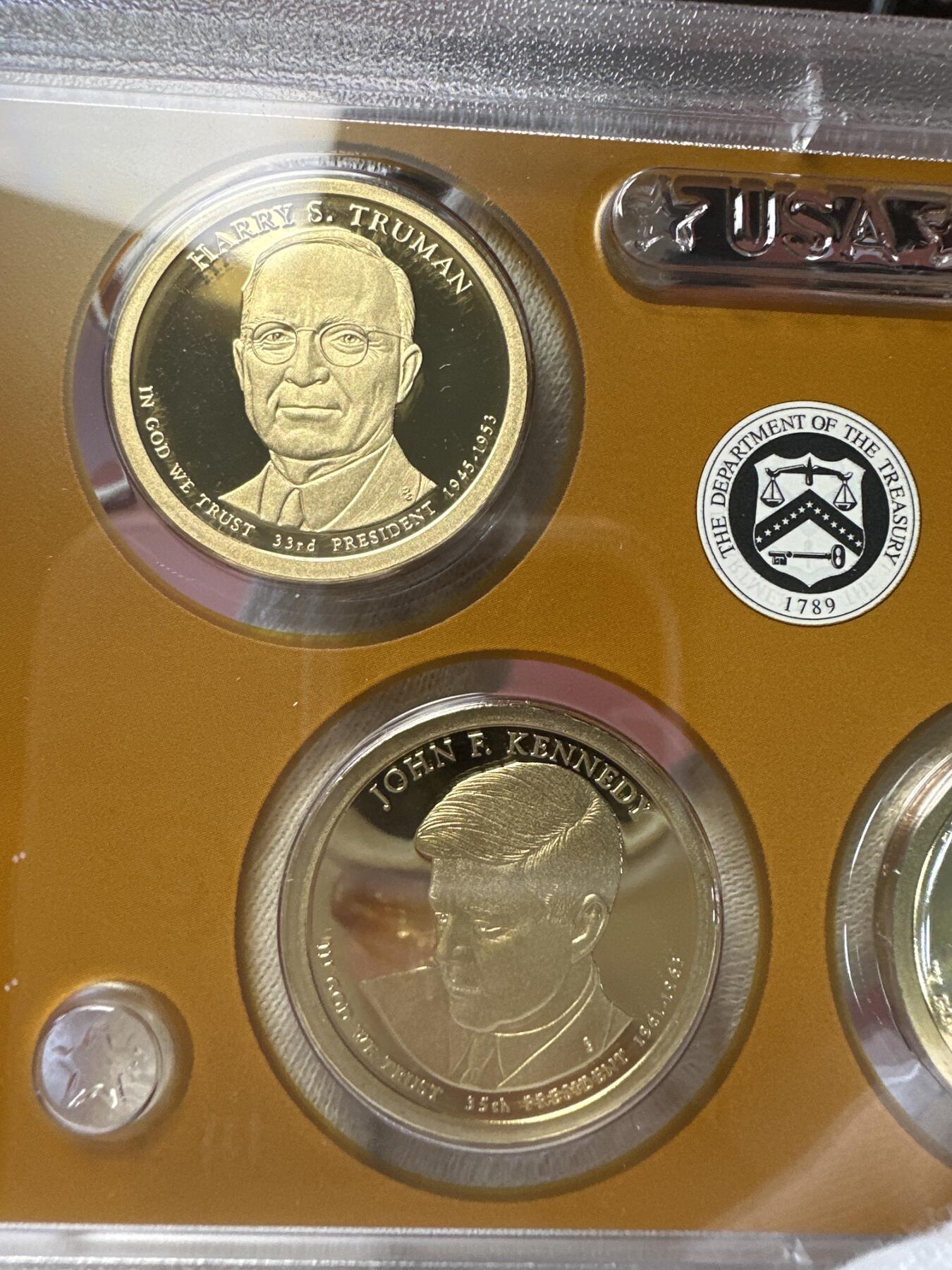 12.25银币、套币、精制币专场