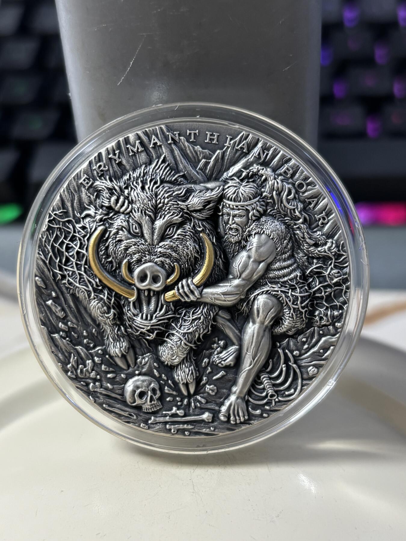 第186期拍卖 纽埃2020年大力神活捉野猪2盎司纪念银币，999银，发行量500枚