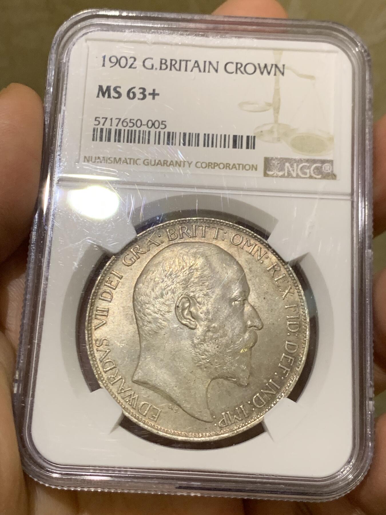 《竞宝斋》第447场 周日，周一，2场连拍 （全场包邮） NGC MS63+ 英国 1902年 爱德华七世 克朗 马剑银币 双面老包浆 打制深俊