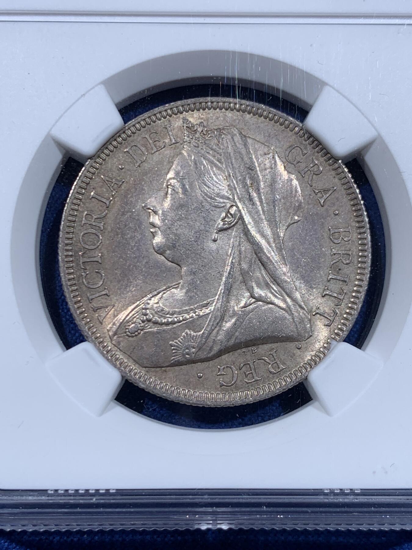 《竞宝斋》第447场 周日，周一，2场连拍 （全场包邮） NGC MS62 英国1893年披纱半克朗银币