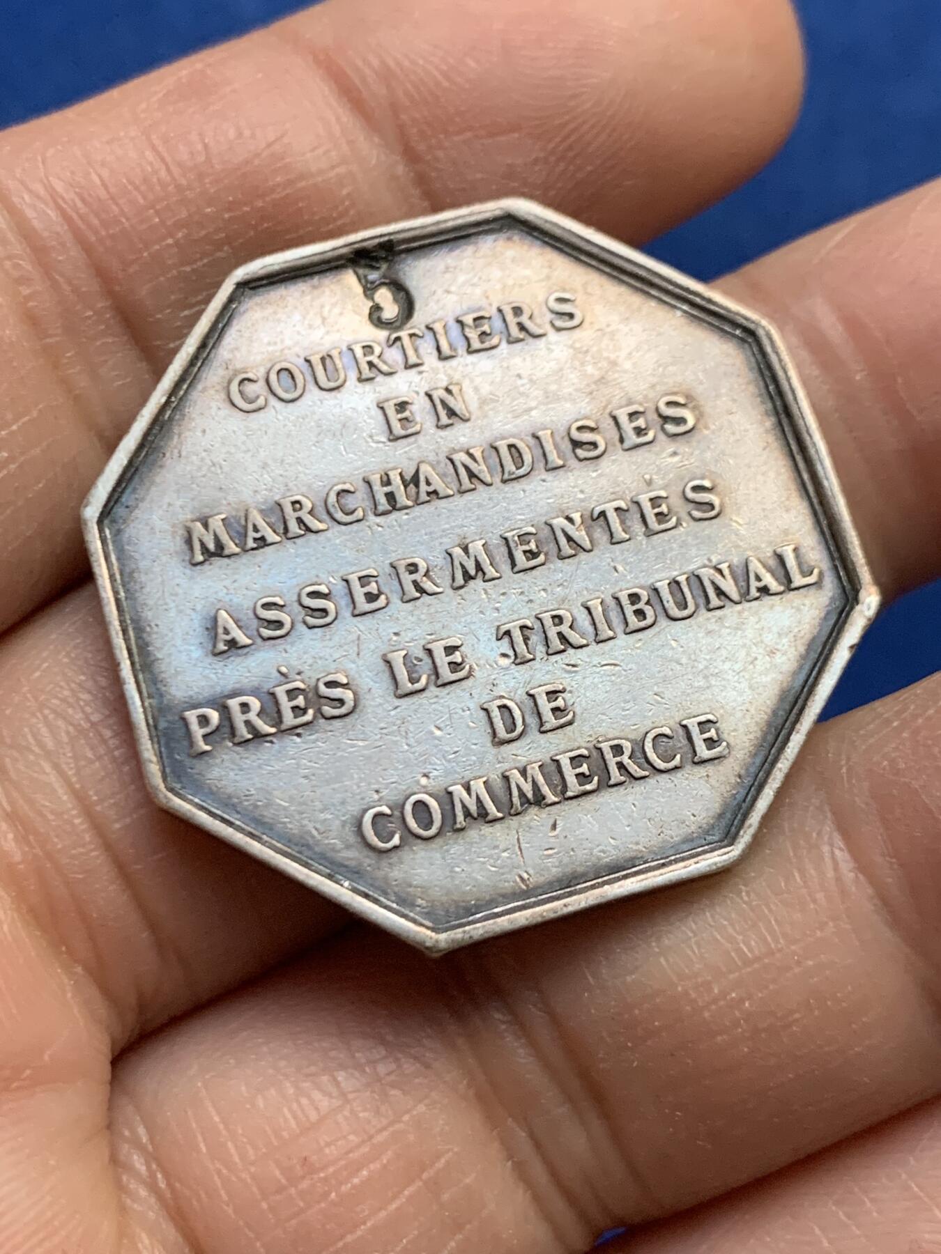 《竞宝斋》第447场 周日，周一，2场连拍 （全场包邮） 法国勒阿弗尔商会八角形银质代币 14.85克 32.4mm 野猪头