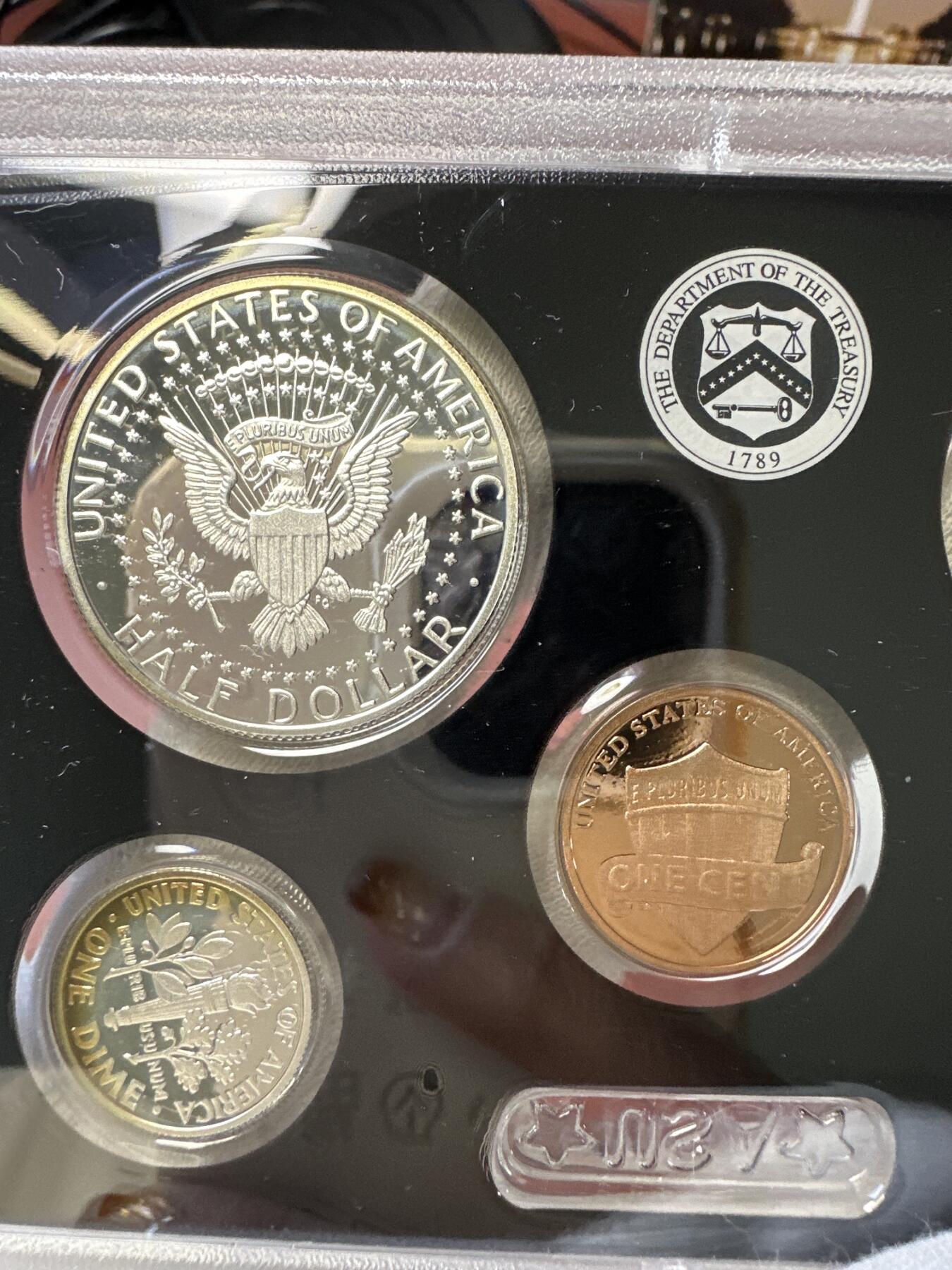 12.25银币、套币、精制币专场