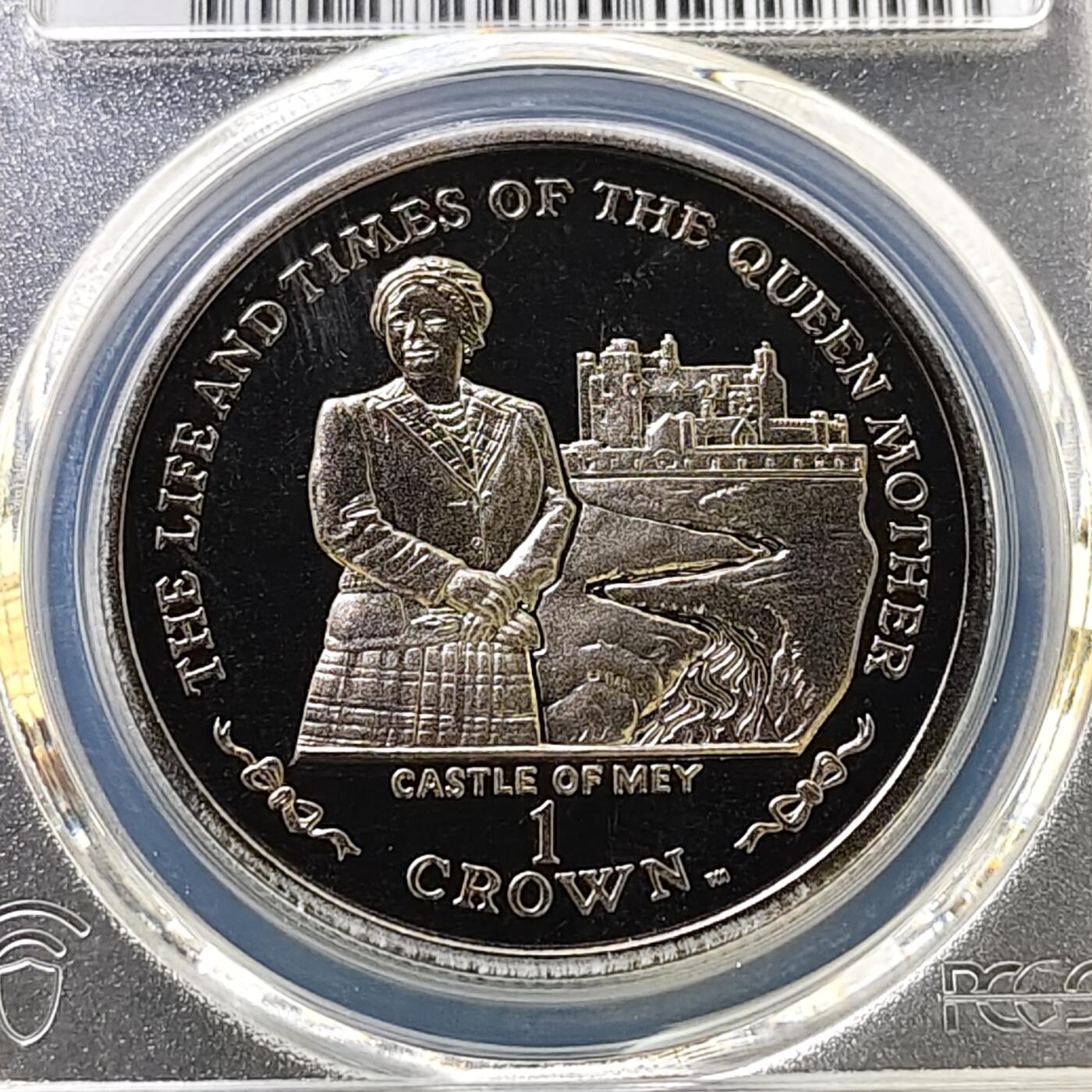 【全场包邮】纯粹捡漏拍487场（免费代拍第24场） 【收藏级】马恩岛2002年1克朗女王母亲伊丽莎白皇太后重要时刻系列梅伊城堡克朗型纪念币-PCGS MS67（更高分仅2枚）