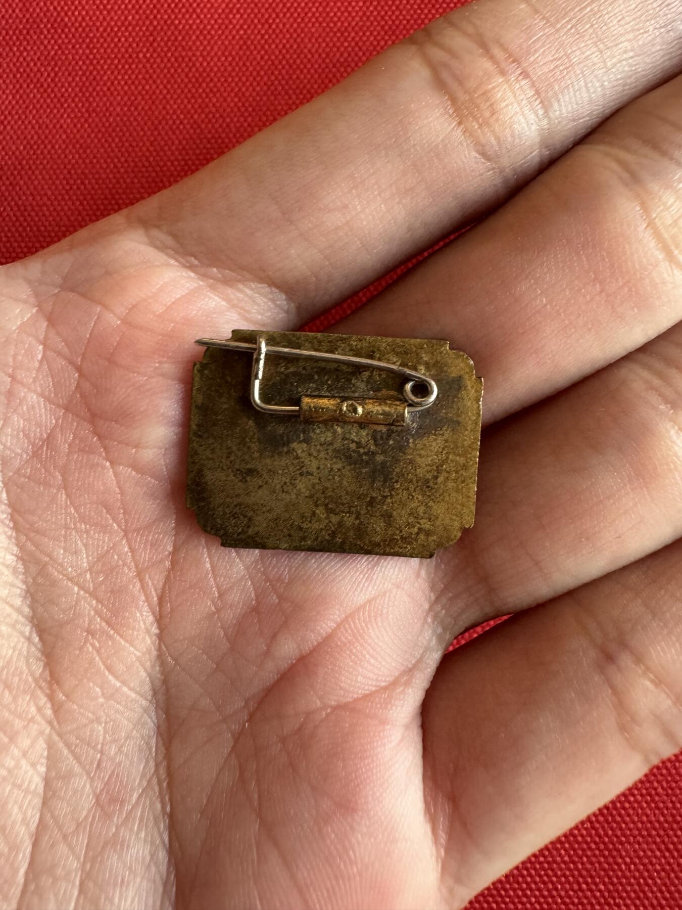 五哥徽章群   14号周日晚上八点4群联拍 铜章