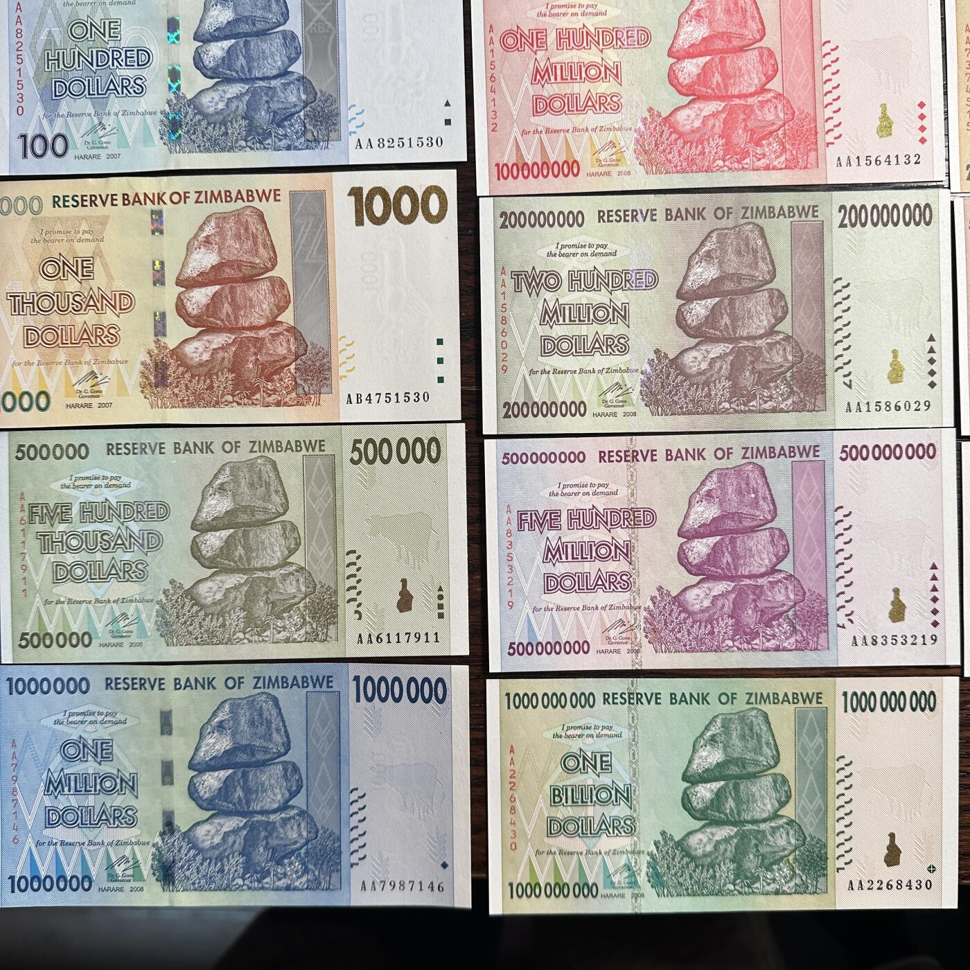 蒂克钱币-第51场 外国平价纸币最后一场 津巴布韦通货膨胀时期 纸币 一组 全新（有月牙痕）