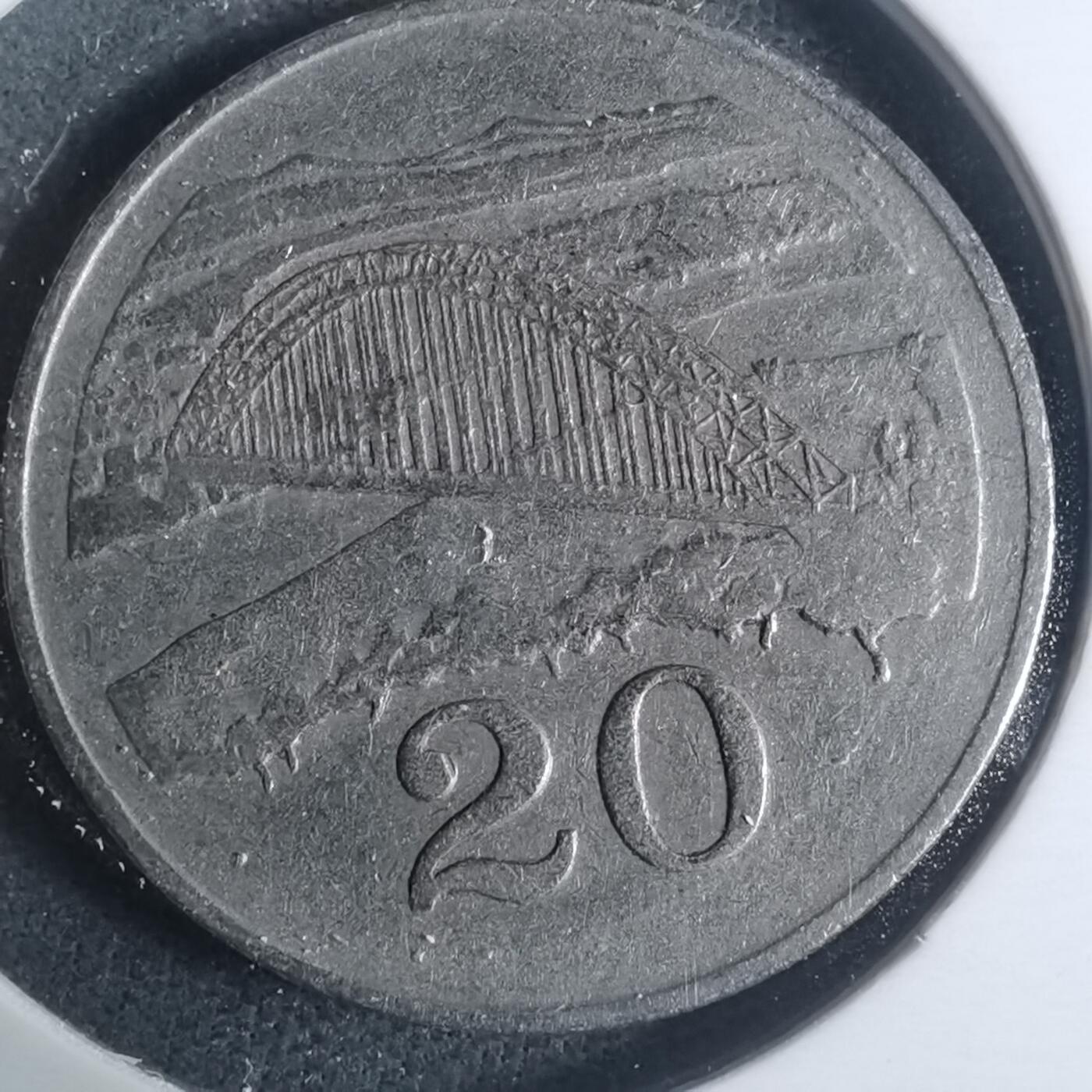 沼泽如烟--第931场 津巴布韦1980年20分