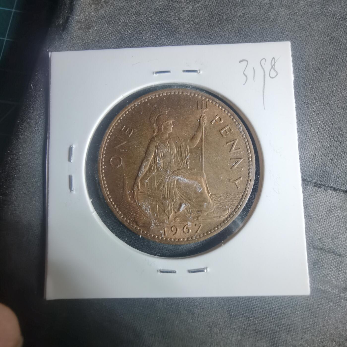 沼泽如烟--第931场 英国1967年1便士