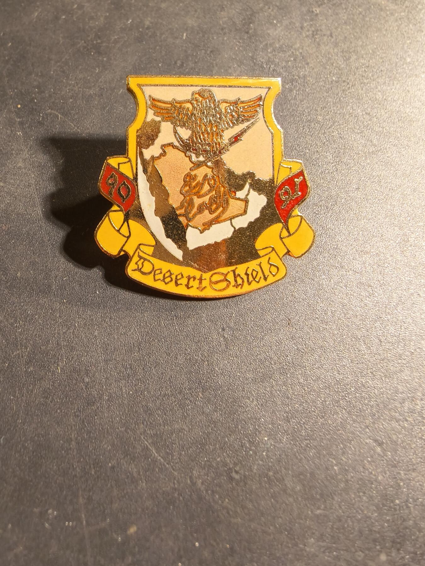 老王徽章第169期 美军海湾战争沙漠盾牌行动证章