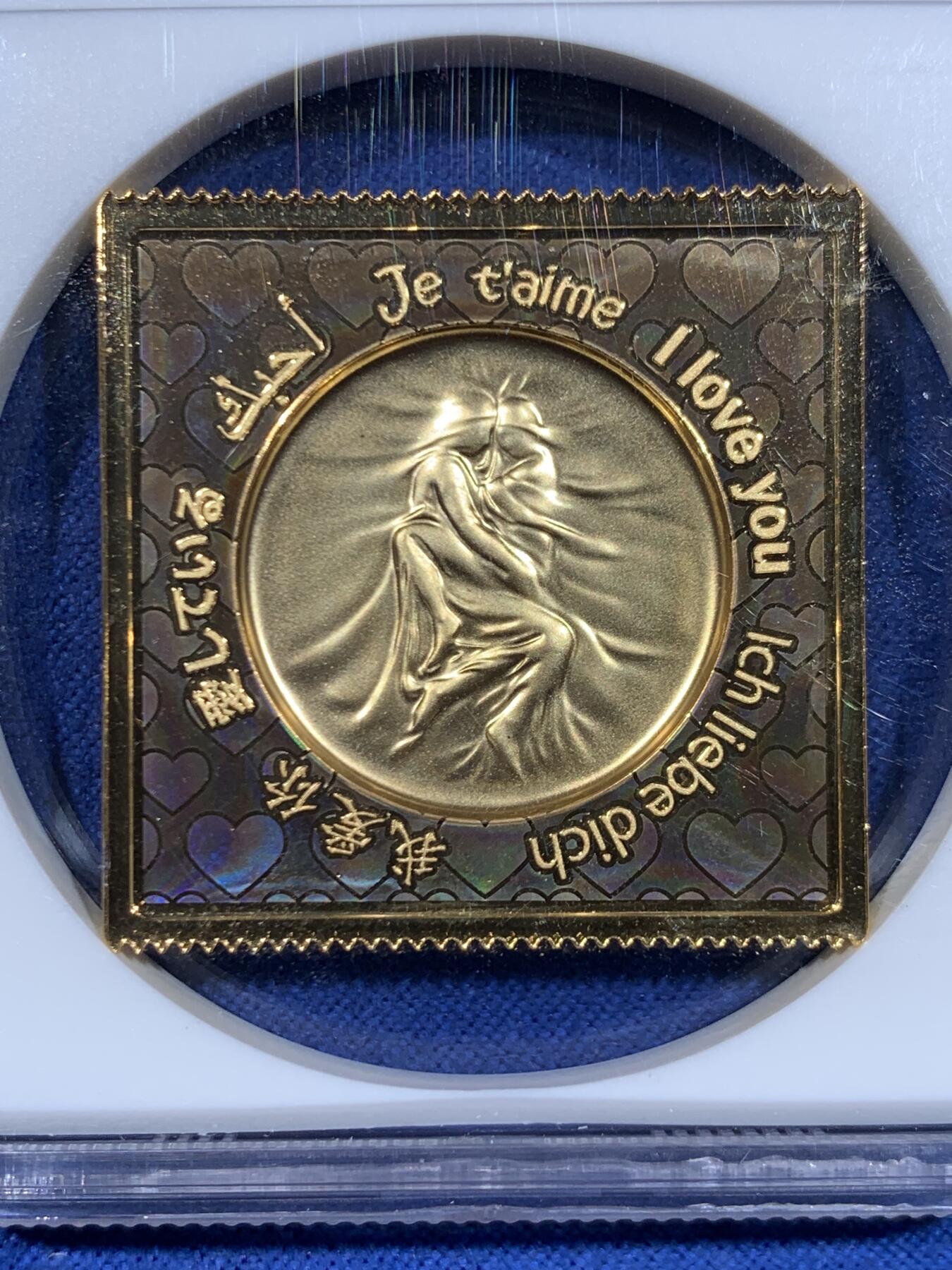 《竞宝斋》第447场 周日，周一，2场连拍 （全场包邮） NGC MS70 中国2021年情人节纪念镀金铜章 满分佳品