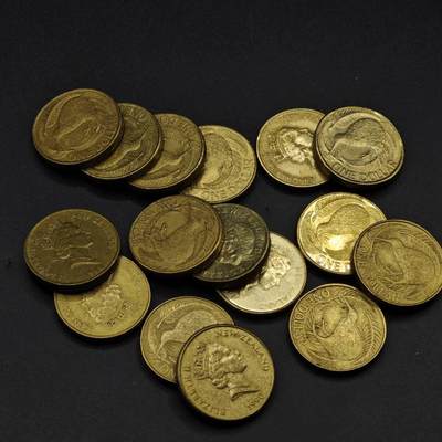 【淘币小摊】实时拍第八百二十七拍   散币场   满百包邮可预留二周 每周一统一发货   - 新西兰1元16枚