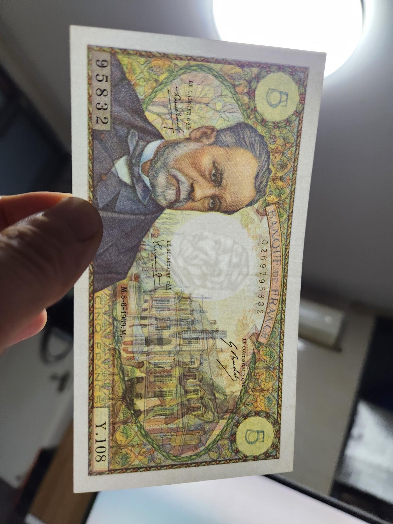 12月13号晚上8点 外国纸币自动截拍第72场 法国1969年5法郎  巴斯德研究所 极美品