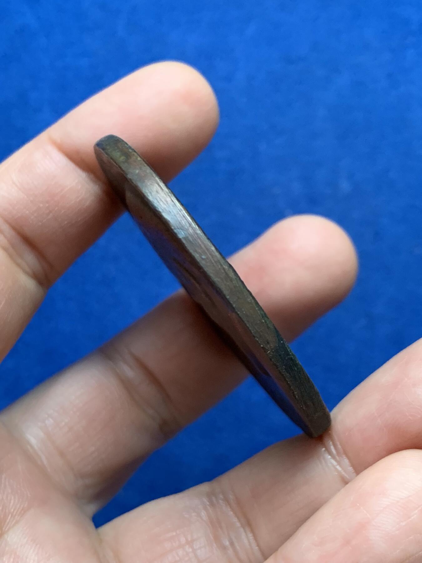 《竞宝斋》第447场 周日，周一，2场连拍 （全场包邮） 德国元首大型铜章 48.6克 50.6mm 带风车标 细节见图