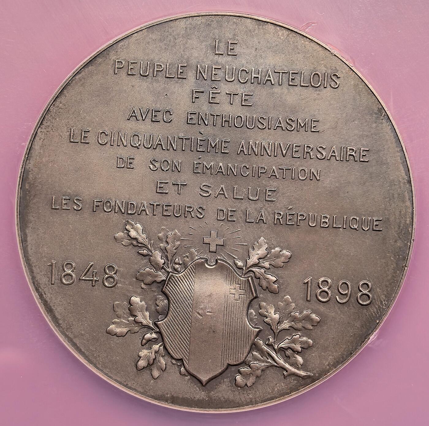 凡希社世界钱币微拍月度大拍（2025/12） 1898瑞士纳沙泰尔共和国成立宣言50周年纪念银章NGC-MS63，曾经是亲普鲁士的一个公国和瑞士联邦的一个州，于1848年3月1日宣布成立共和国。艺术性极佳的瑞士邦国章。