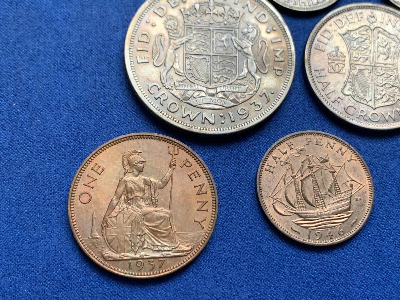 《竞宝斋》第447场 周日，周一，2场连拍 （全场包邮） 1937年乔治六世登基首发套币11枚装 7银4铜 细节见图