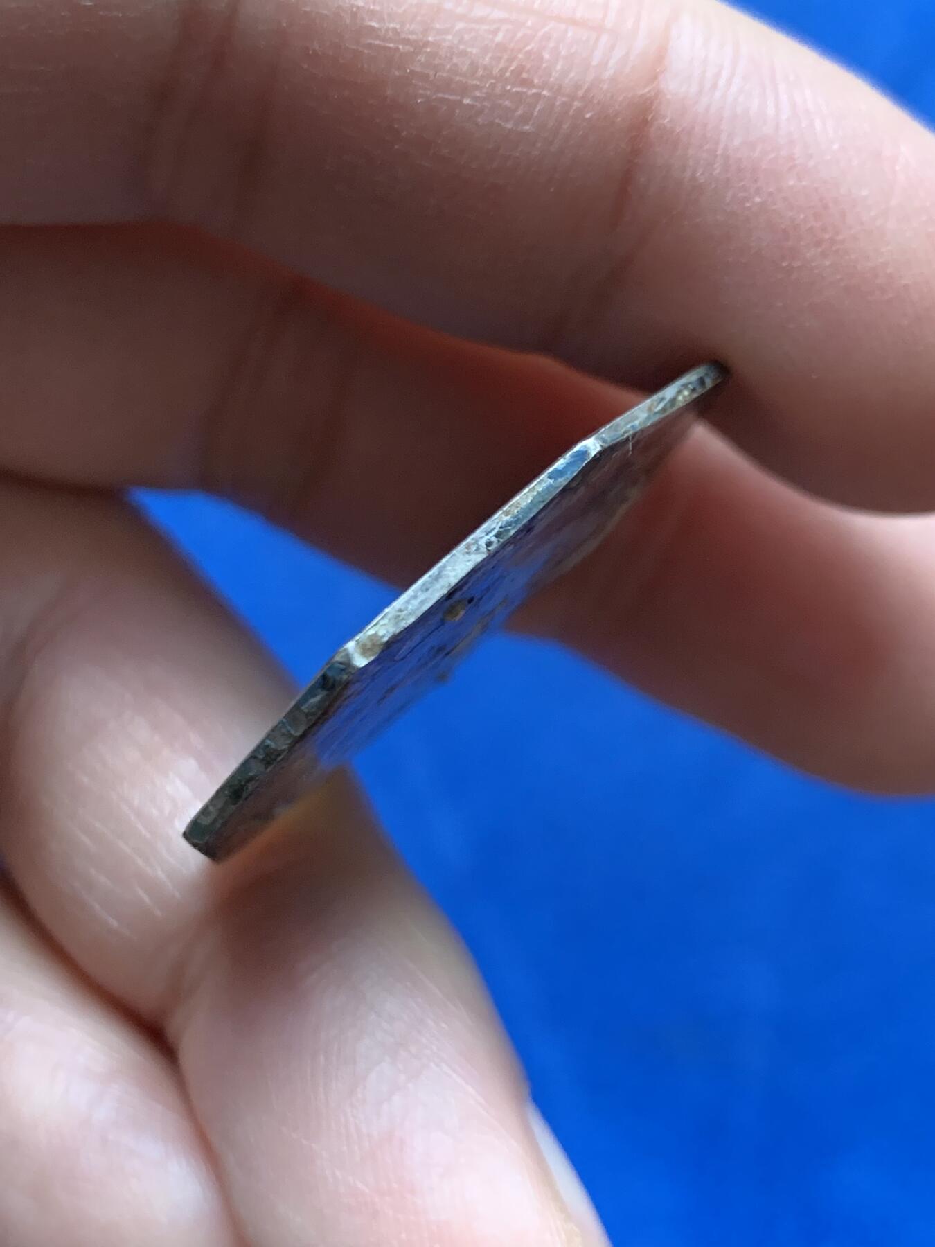 《竞宝斋》第447场 周日，周一，2场连拍 （全场包邮） 法国“没有烦恼的爱情”双天使八角镀银纪念章 单面 7.6克 30.2mm