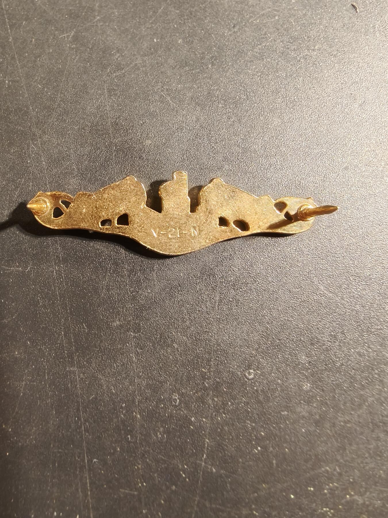 老王徽章第169期 美国海军军官潜艇战专家证章     1.75英寸    带厂标