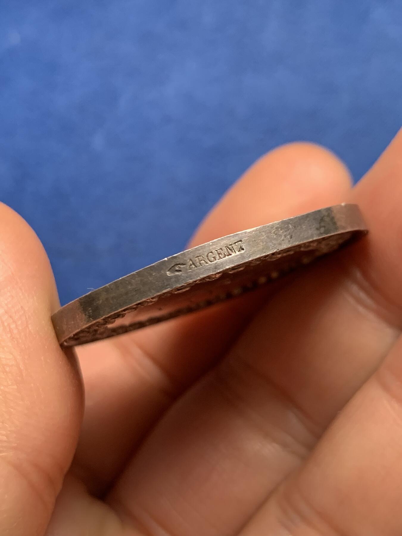 《竞宝斋》第447场 周日，周一，2场连拍 （全场包邮） 法国结婚纪念银章 22.25克 36.4mm 1854 手指银标 背面花体字好看