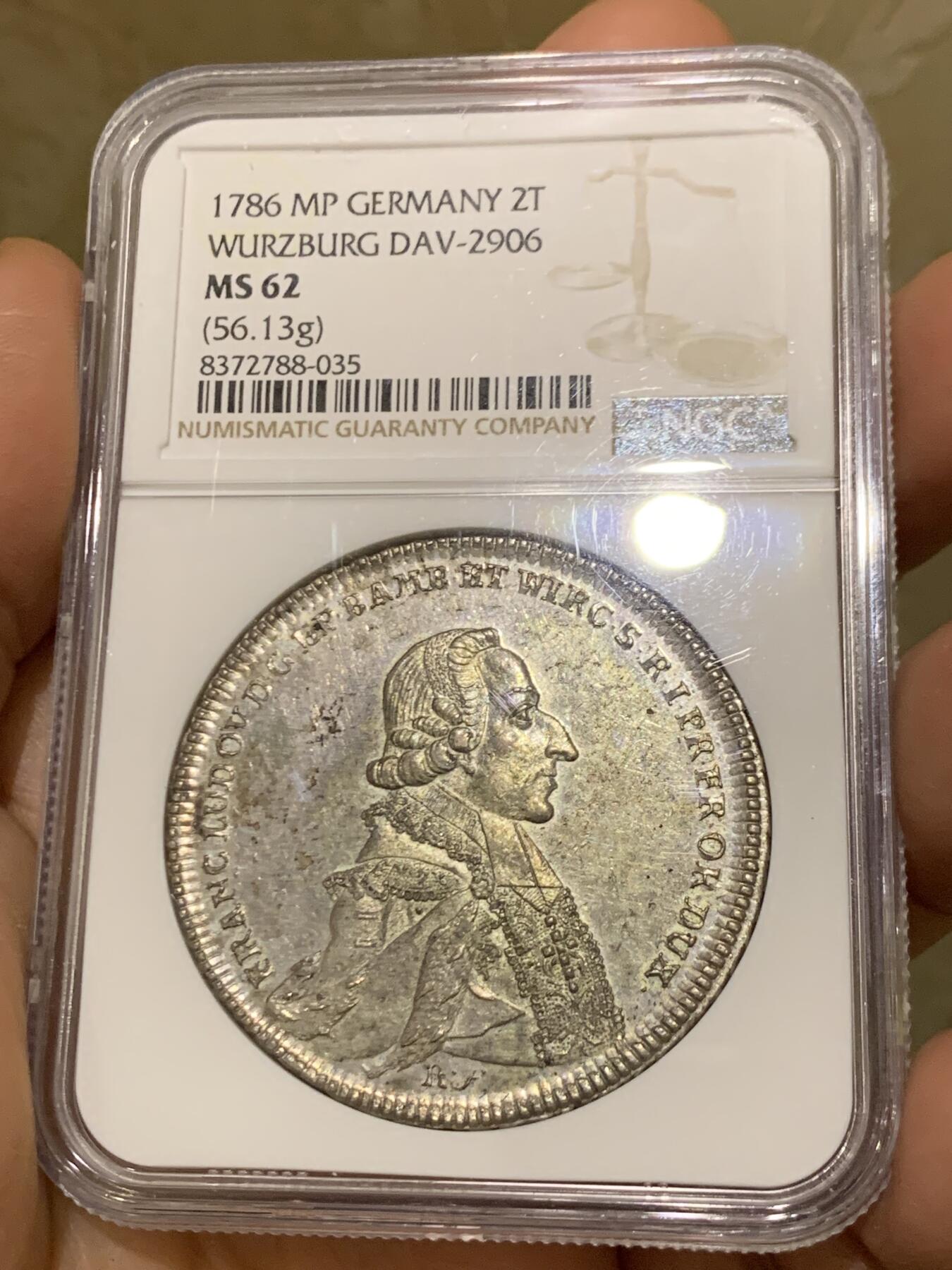 《竞宝斋》第447场 周日，周一，2场连拍 （全场包邮） NGC MS62 德国 1786年 维尔茨堡主教区  2泰勒大银币 56.13克 双倍的享受 包浆自然 小天使鼻尖清晰 非常稀少的品种 具体细节状态见图