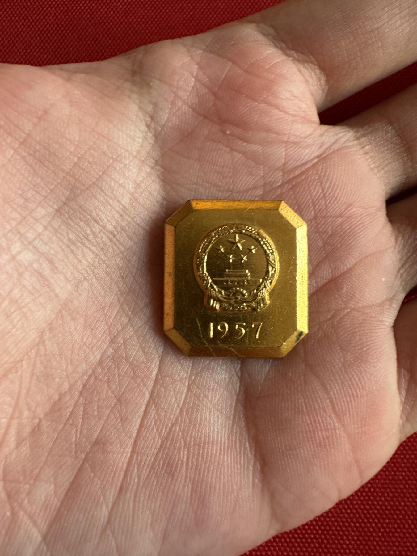 五哥徽章群   14号周日晚上八点4群联拍 铜章