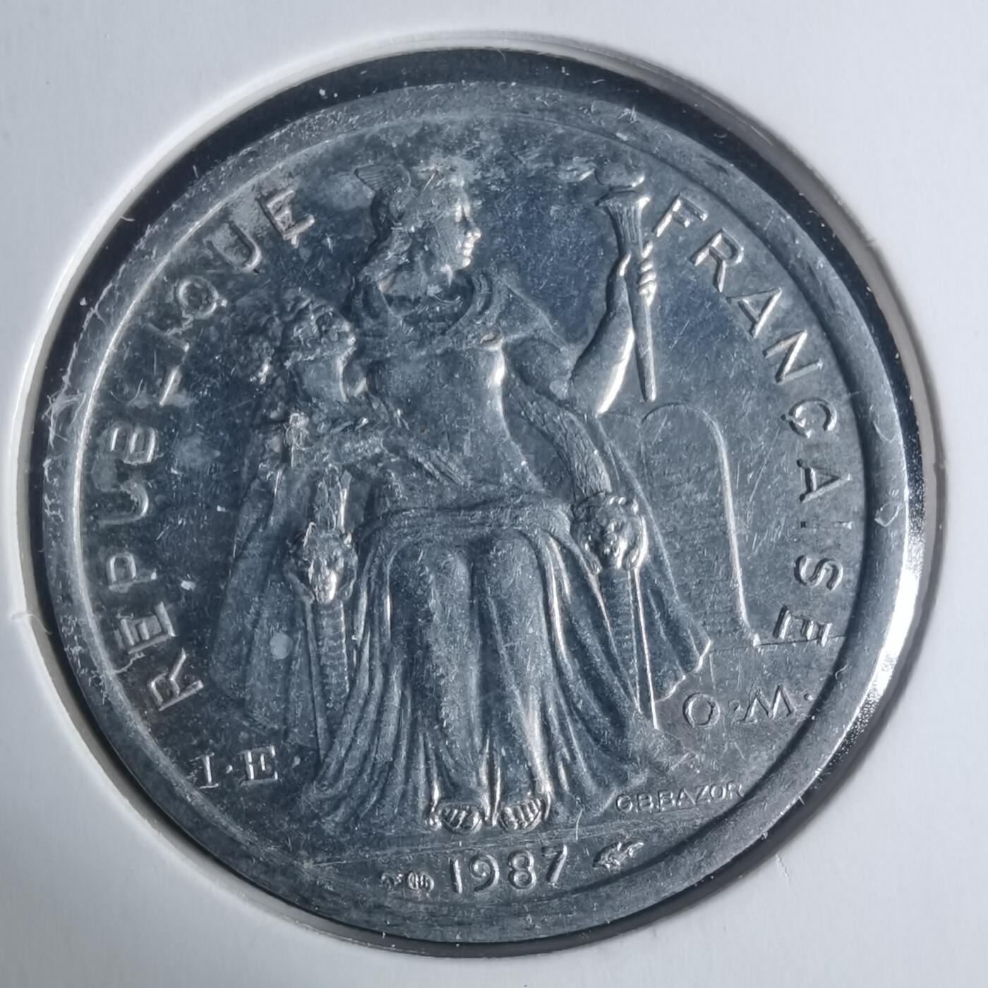 沼泽如烟--第931场 法属新喀里多尼亚1987年2法郎