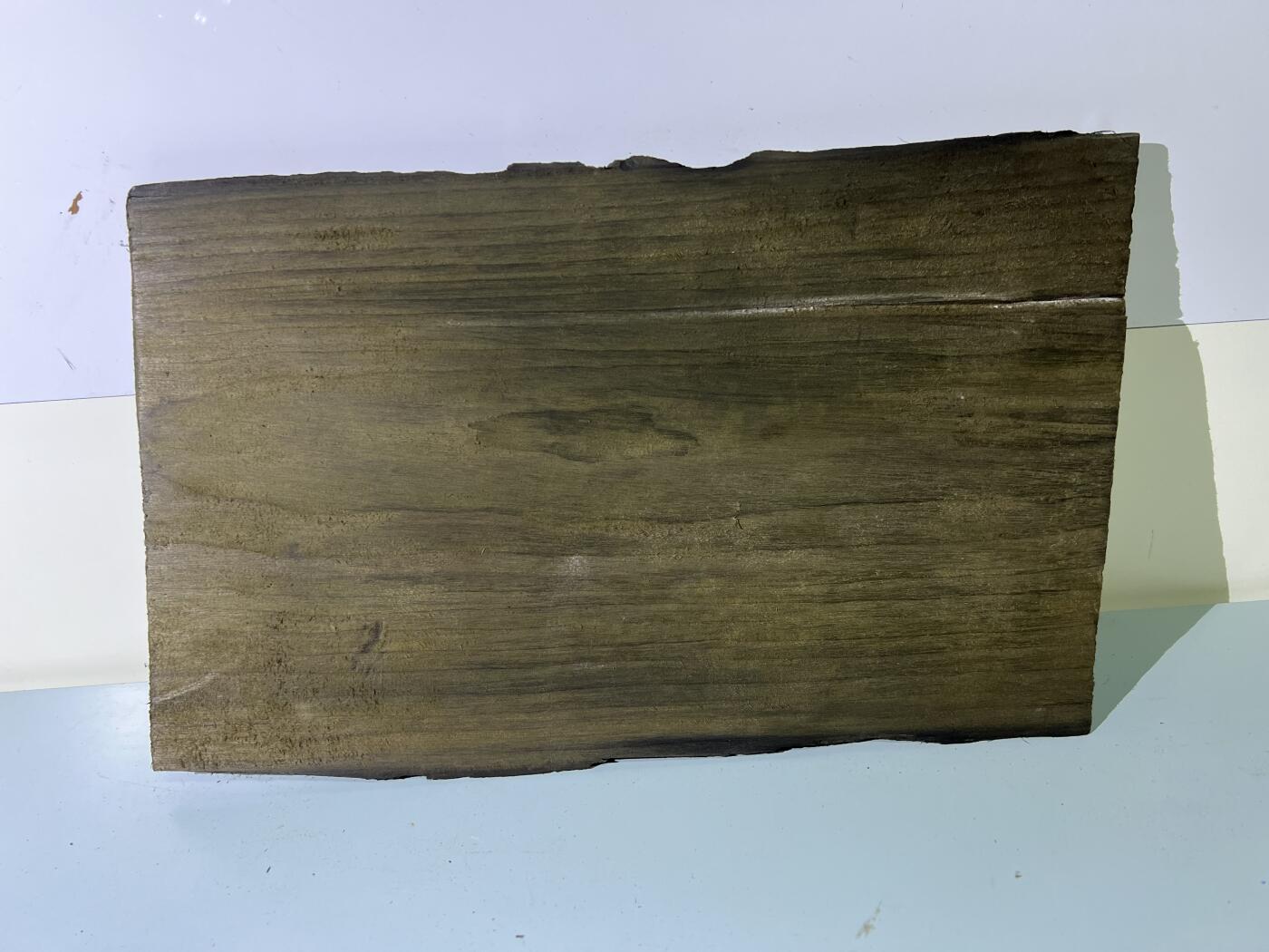 零元拍：B1-2 金丝楠 牌子料  带皮 满金丝 果香满满 尺寸：33/20/2.8CM