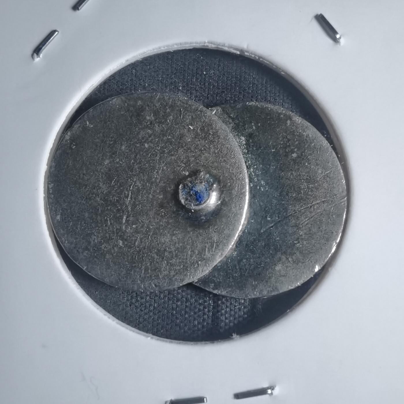 沼泽如烟--第932场 焊一起的