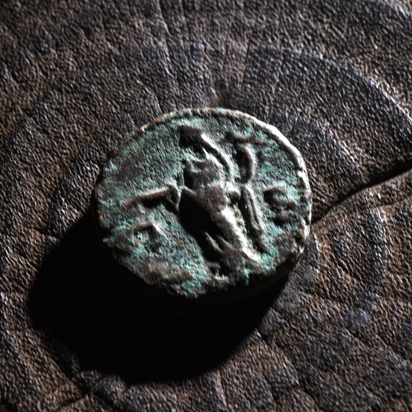 【良泉】【元旦直播场】1月1日晚19.30点开拍！208组西方古代钱币、日本朝鲜花钱 【藏家出品B】古罗马埃及行省，戴克里先。公元287-288年，亚历山大港造币厂打制，公正女神，银铜合金四德拉克马，7.29克