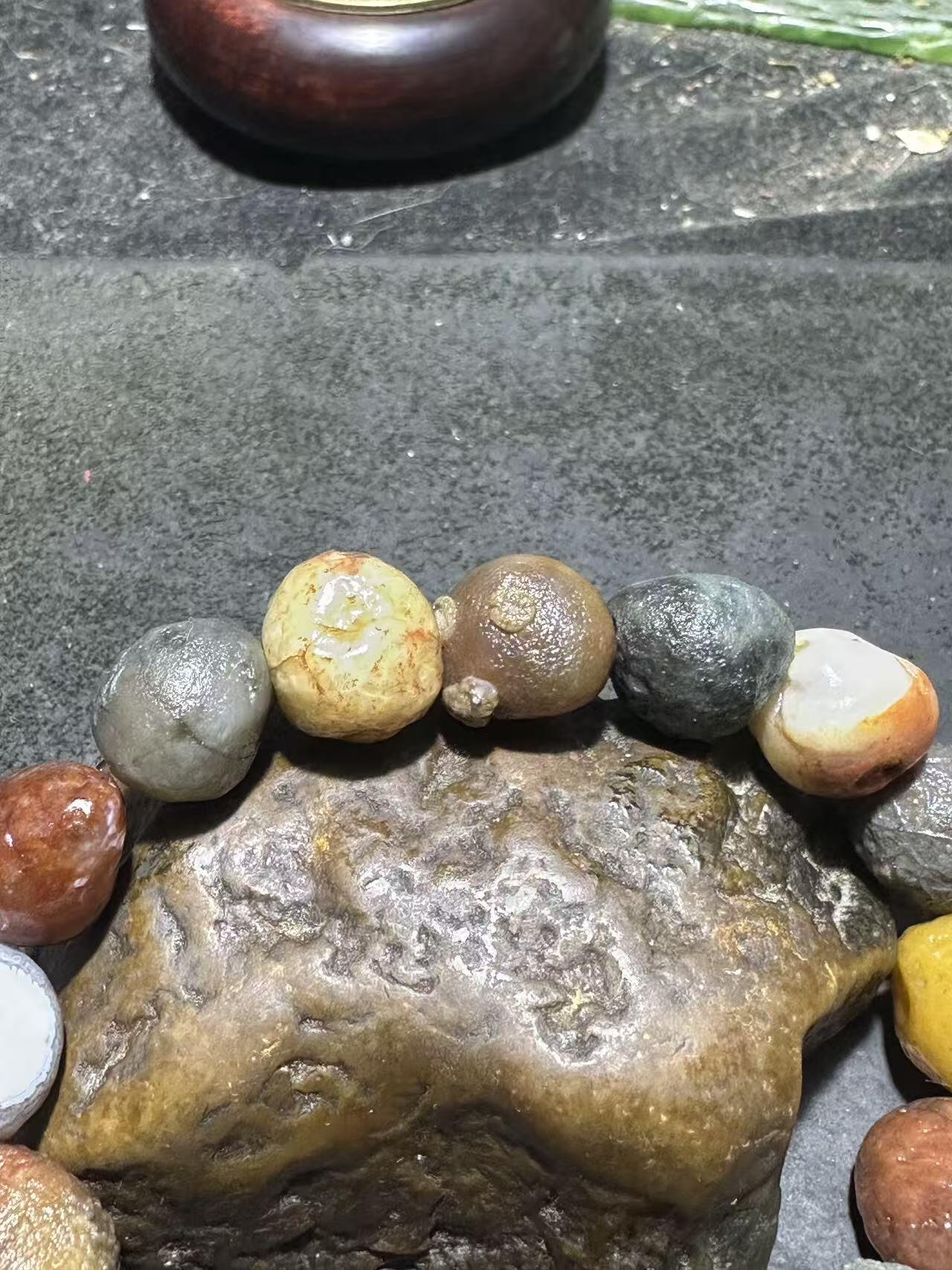 精美阿拉善多宝筋脉石原石手串一条，