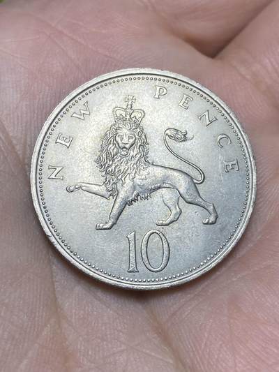 2025年第一百三十六场(总第一百六十二场）外国好品纸夹散币场(免佣金) - 英国🇬🇧1968年10新便士(伊丽莎白二世中年花冠，十进制第一版首发年)