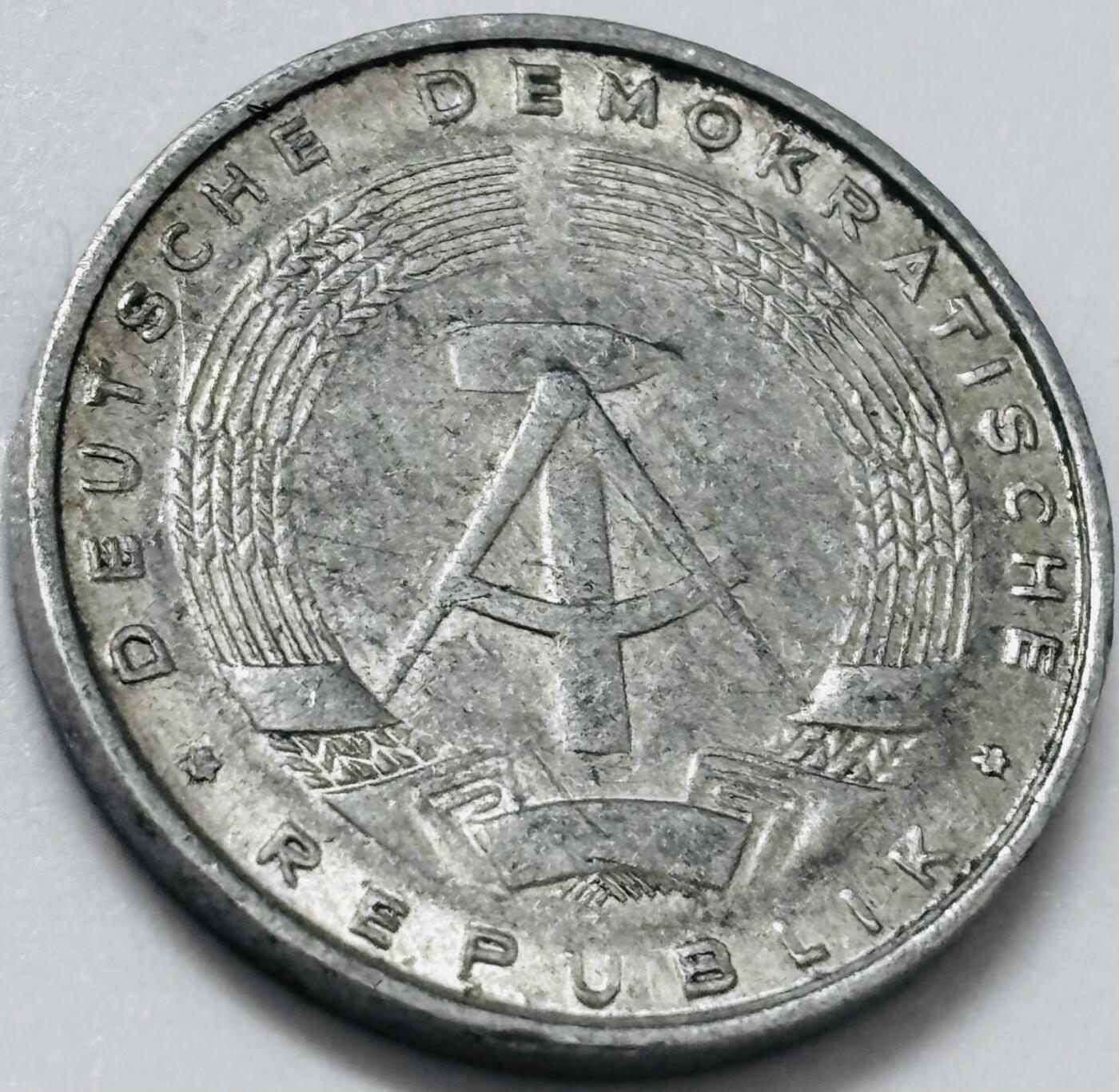 文馨钱币收藏第 285 场，【 长期接收代拍品】银币，评级币，散币场