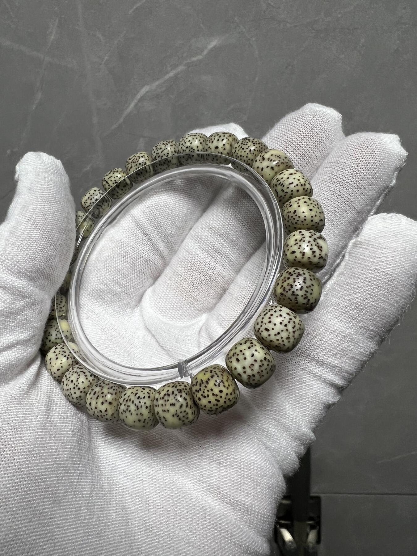 零元拍：W1-1海南纯原生态星月菩提手串，苹果珠8/9MM左右