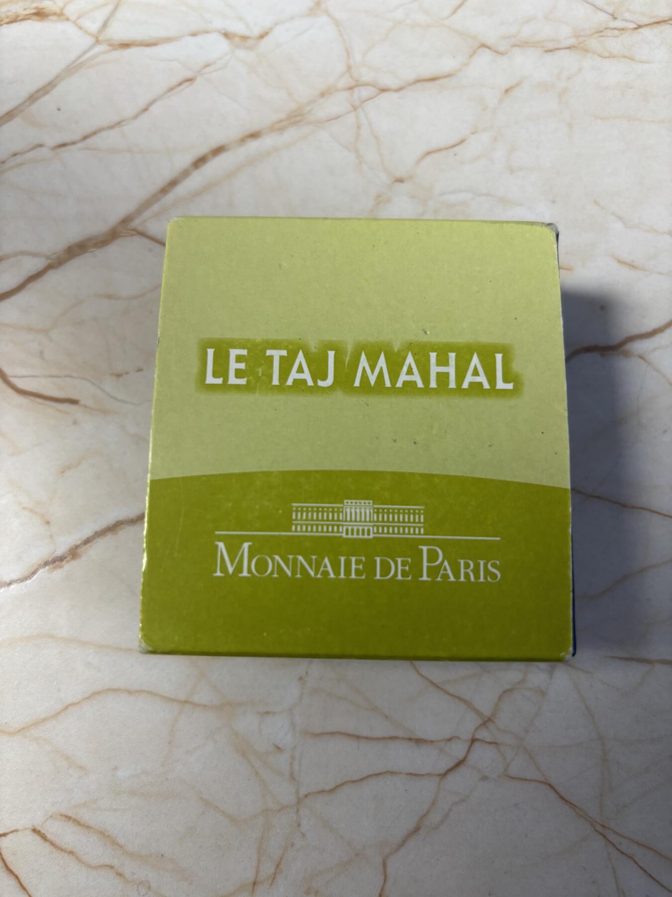 第186期拍卖 法国2010年世界文化遗产泰姬陵精制纪念银币，900银，22.2克，发行10000枚，有氧化