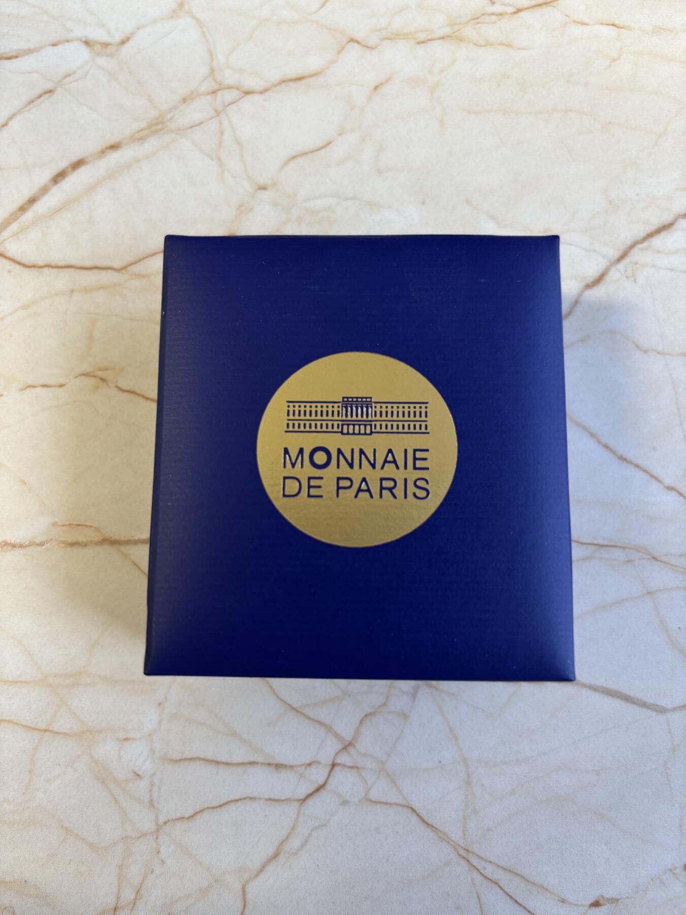 第186期拍卖 获奖法国2011年君王系列查理曼大帝仿古纪念银币，900银，发行20000枚，22.2克