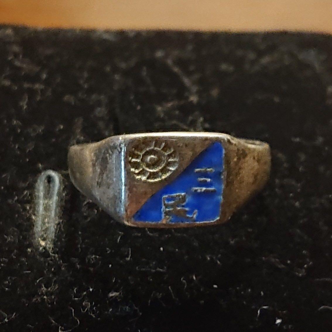 【第叁場】近代勋奖章徽章服饰杂项专场