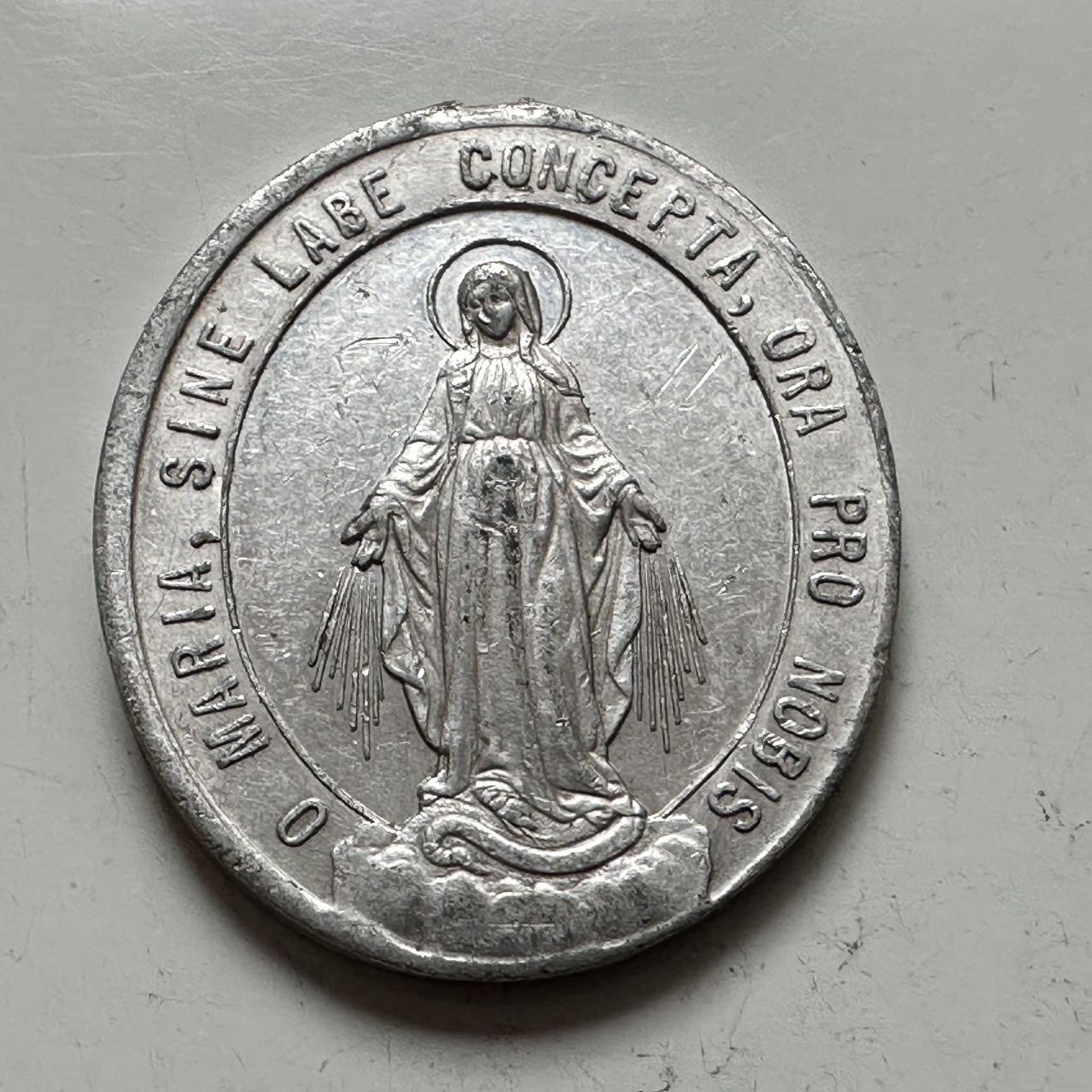 🌹外币初藏🌹🐯2025年第141场  每周二四六晚8️⃣点 接代拍 圣母玛利亚铝章 22.2*26.1毫米