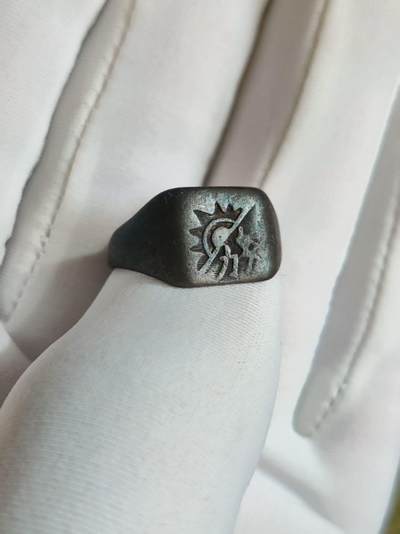 【第叁場】近代勋奖章徽章服饰杂项专场 - 民国—总理遗嘱“努力”银戒指