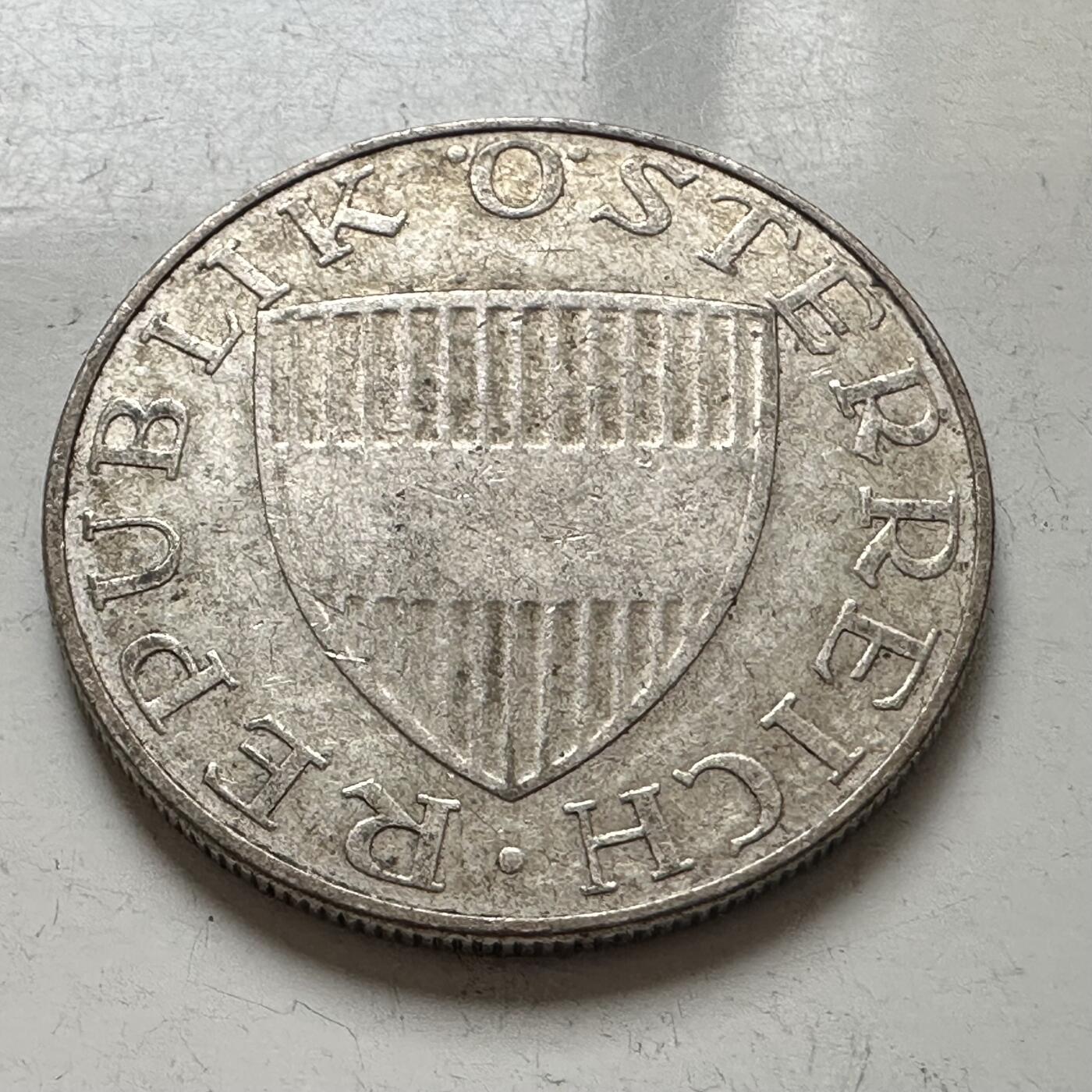 🌹外币初藏🌹🐯2025年第141场  每周二四六晚8️⃣点 接代拍 奥地利1966年10先令银币