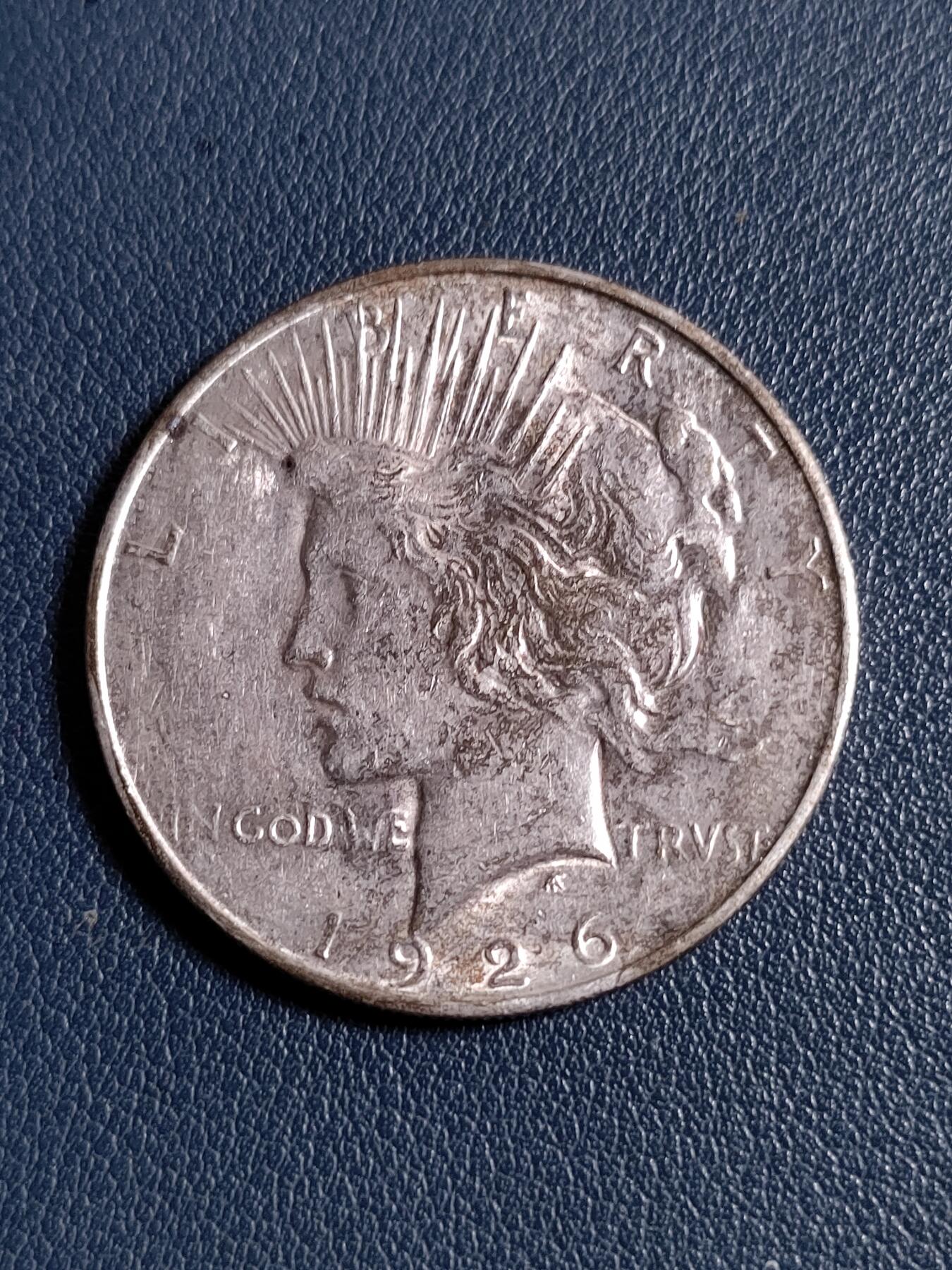 1926年美国D版自由女神/和平鹰一美元银币