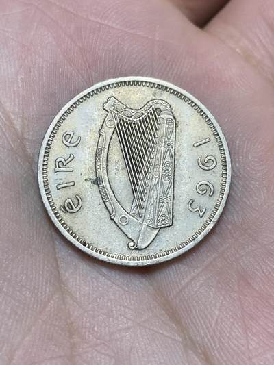2025年第一百三十六场(总第一百六十二场）外国好品纸夹散币场(免佣金) - 爱尔兰🇮🇪1963年1先令(共和国时期第一套第二版)