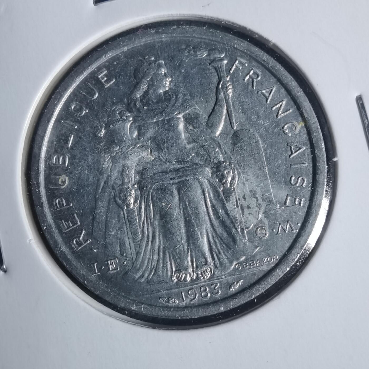 沼泽如烟--第933场 法属新喀里多尼亚1983年2法郎