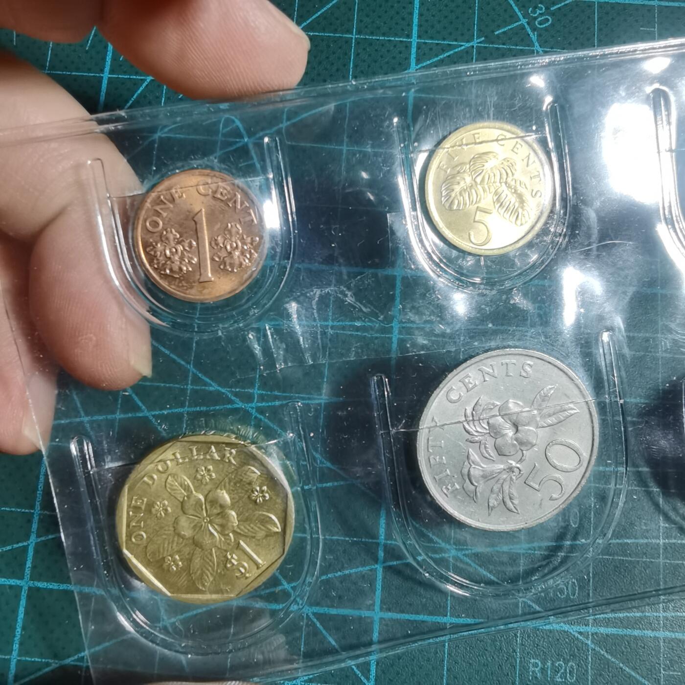 沼泽如烟--第933场 新加坡套币