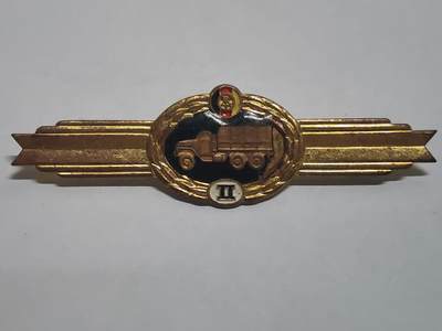 韵星假日拍卖第三十二期 -- Rimey Holidays Auction 32 - 民主德国二级汽车兵技能证章