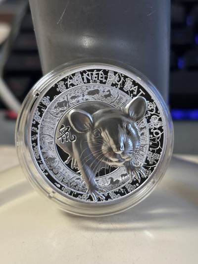第186期拍卖 - 法国2020年中国生肖系列生肖鼠年20欧精制纪念银币，1盎司，999银，发行2500枚
