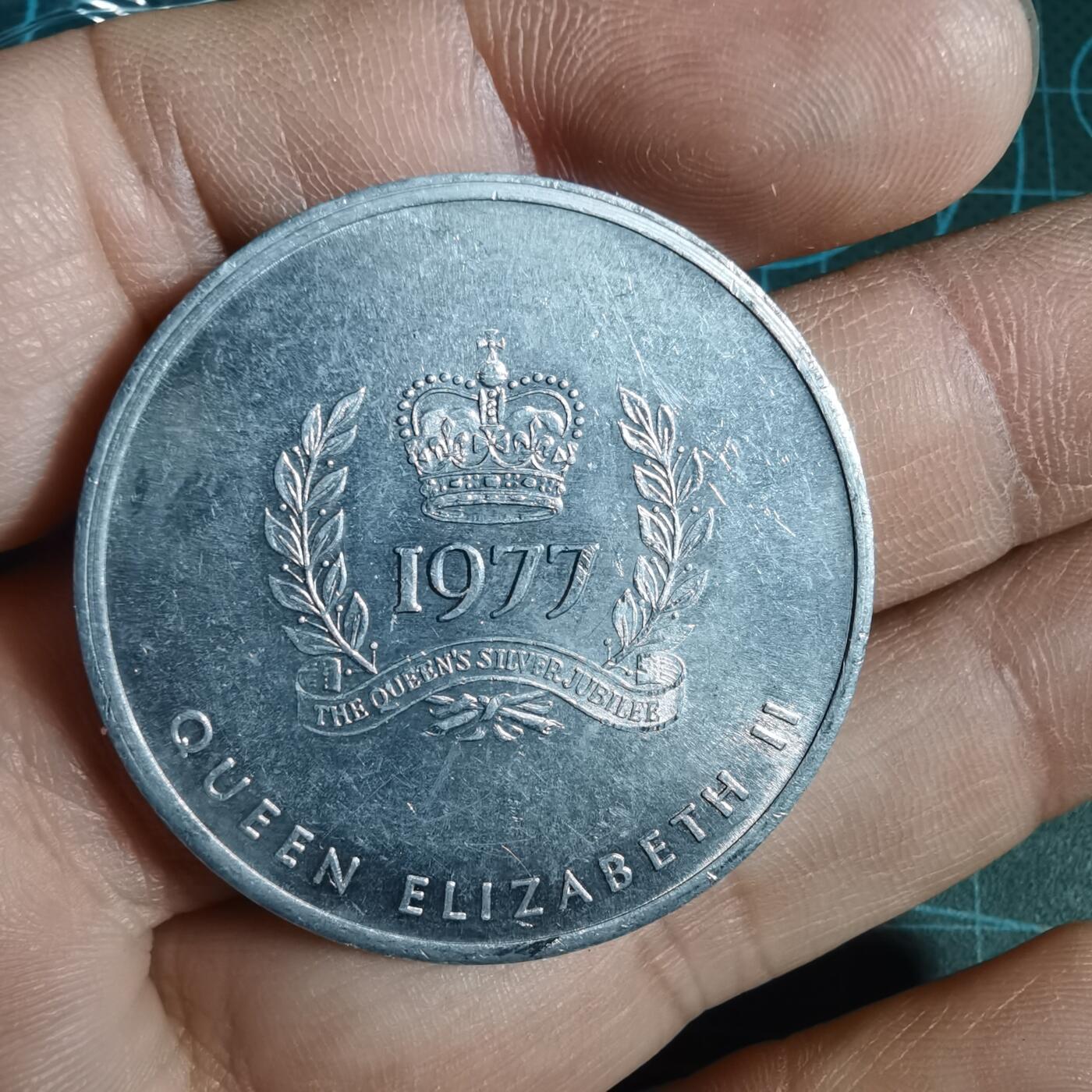 沼泽如烟--第933场 加拿大1977年纪念章