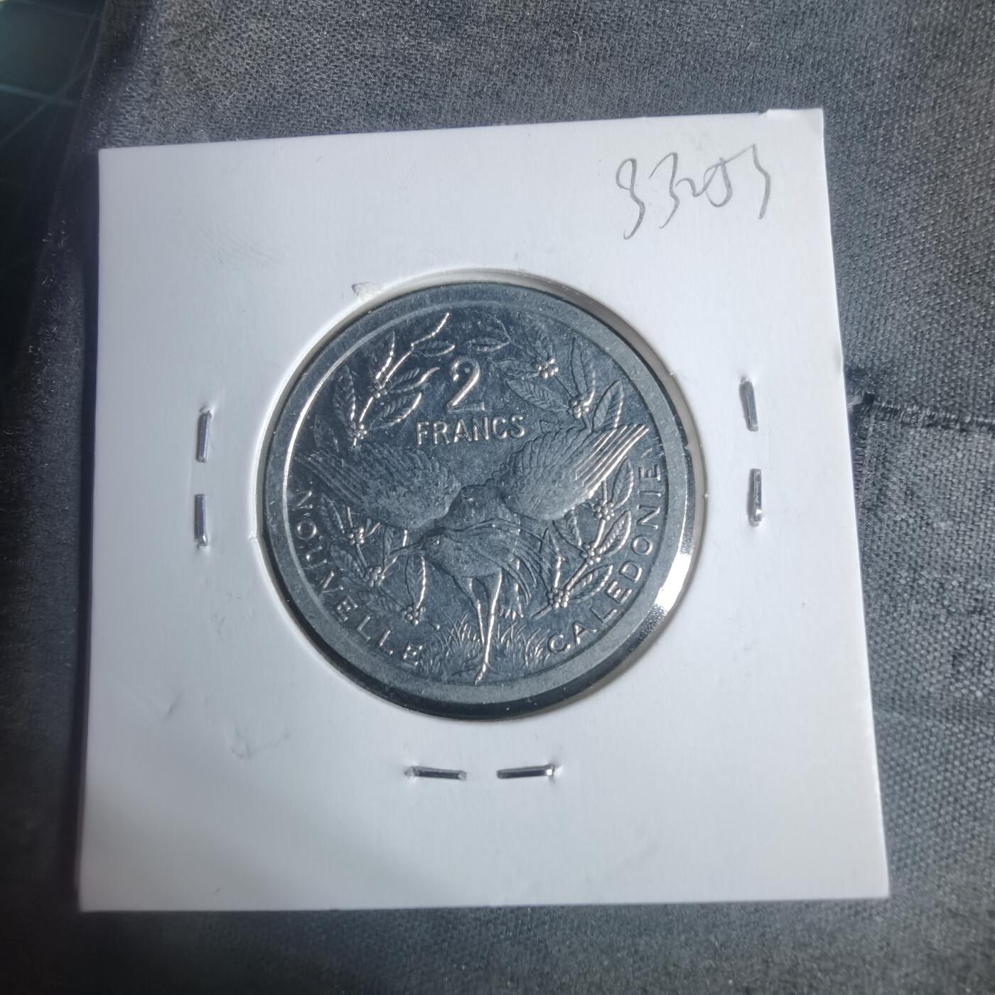 沼泽如烟--第933场 法属新喀里多尼亚1983年2法郎