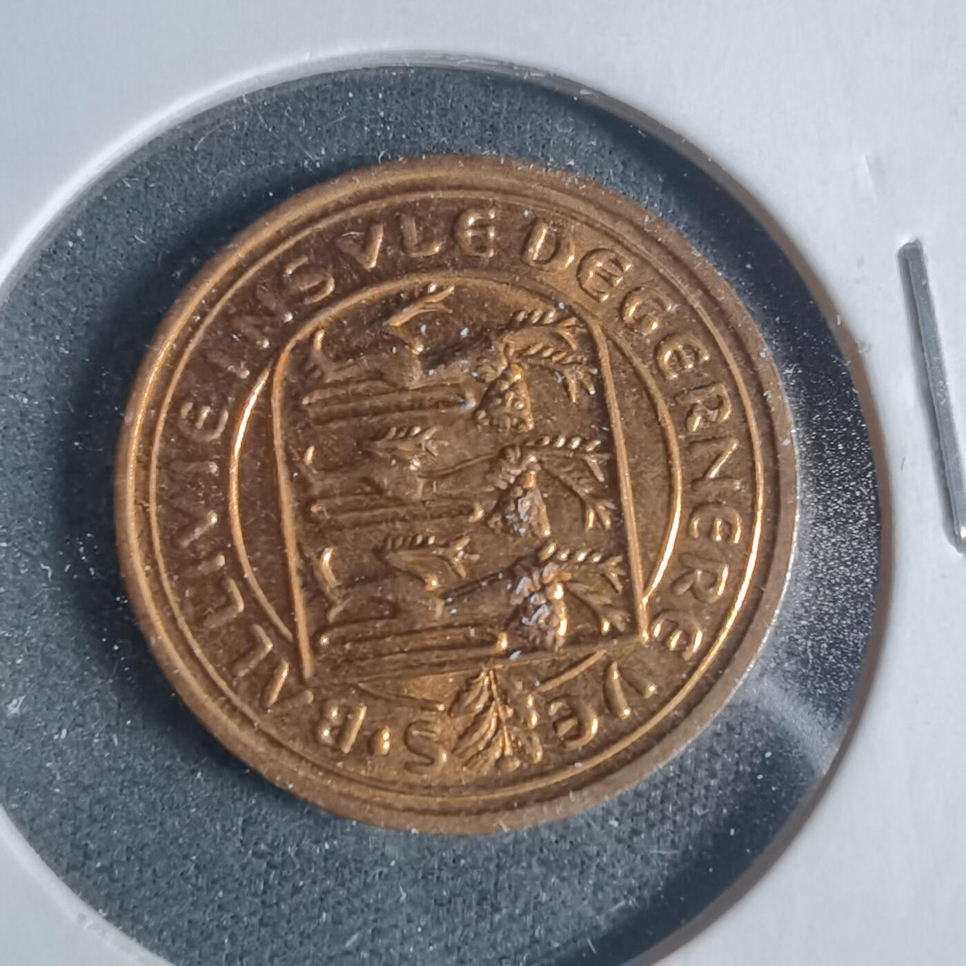 沼泽如烟--第933场 根西1979年1便士