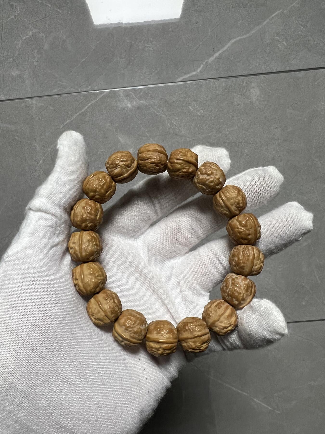 零元拍：W1-10精工猴头核雕手串15MM，润到没朋友